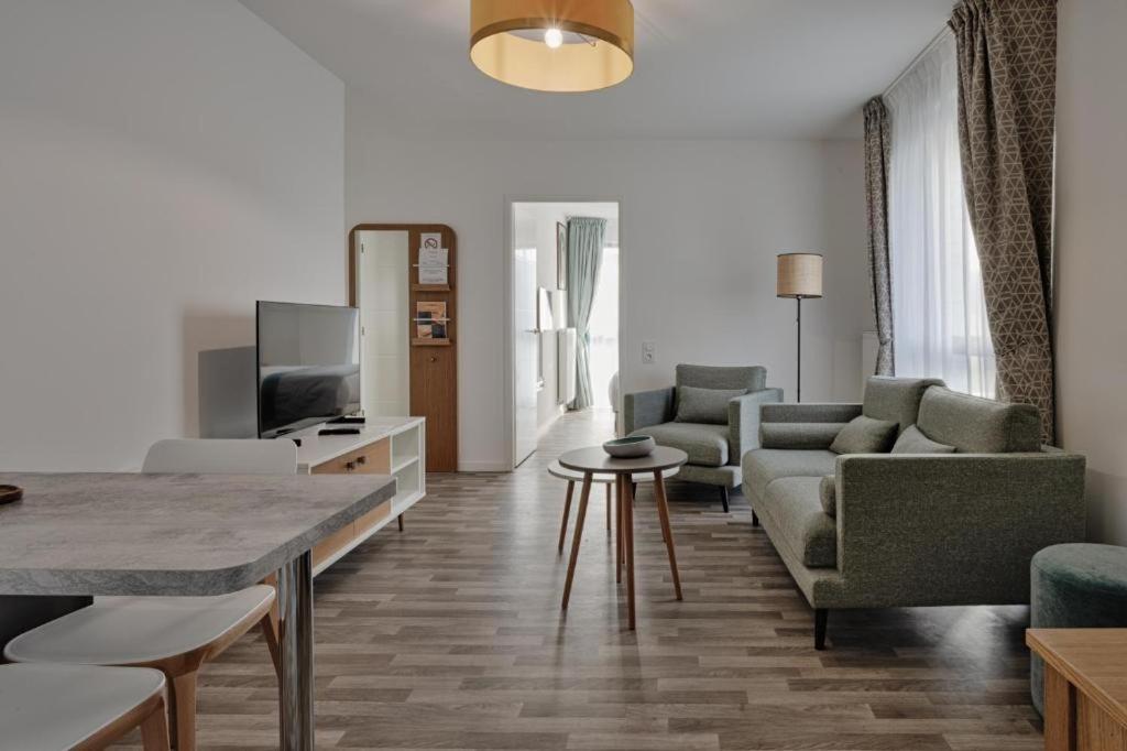 Aparthotel Domitys Le 225 Levallois-Perret Exterior foto